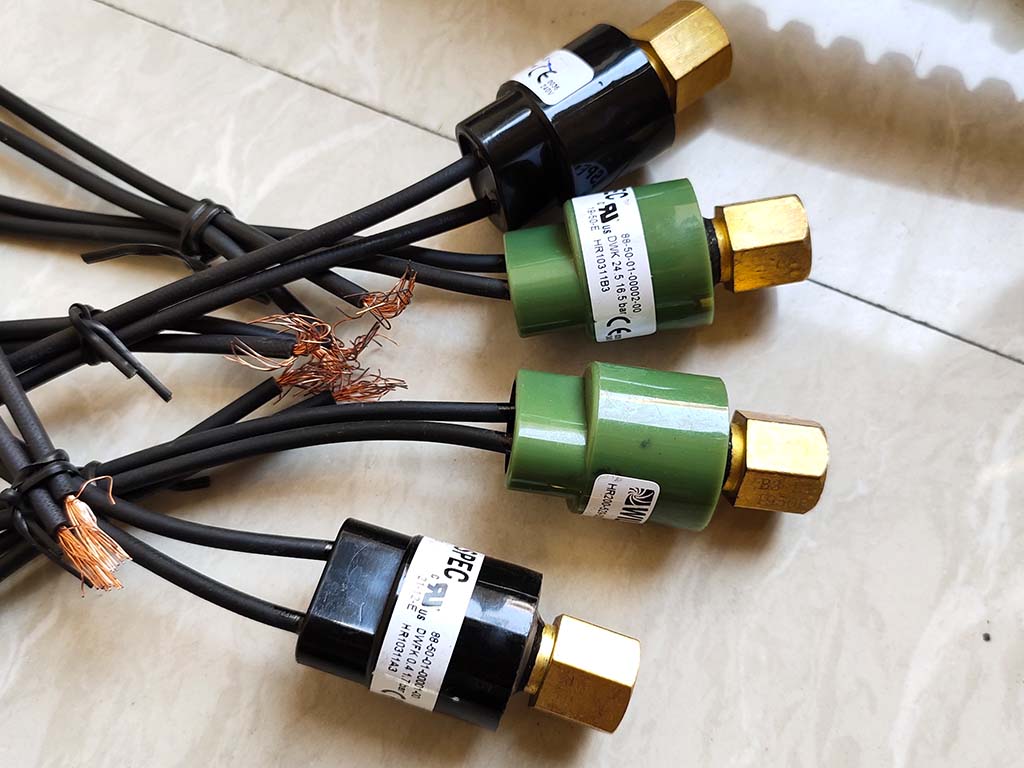 PRESSURE SWITCH